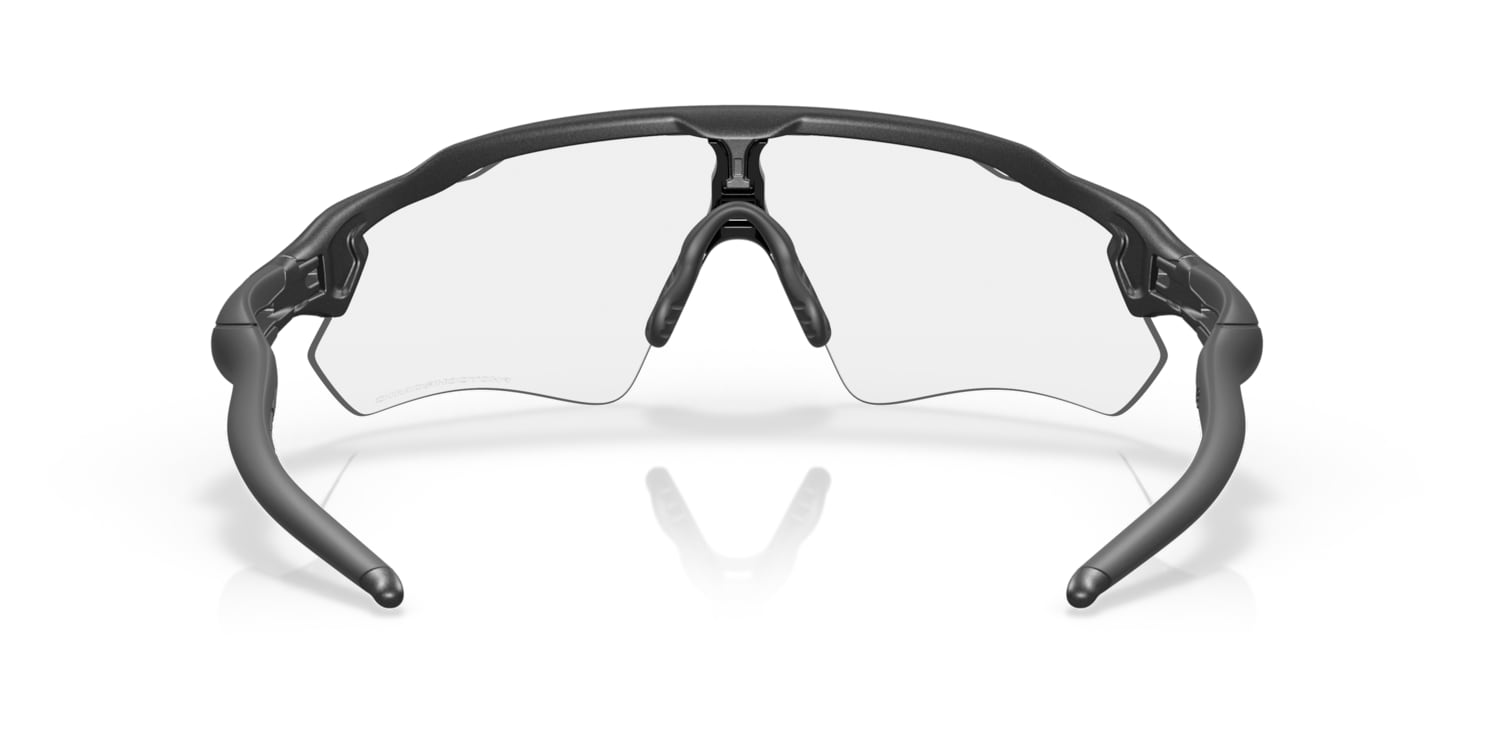 サングラス OAKLEY EYEWEAR (0OO9208) Oakley 0OO9208 Sunglasses in Silver/Gunmetal/Grey | Target