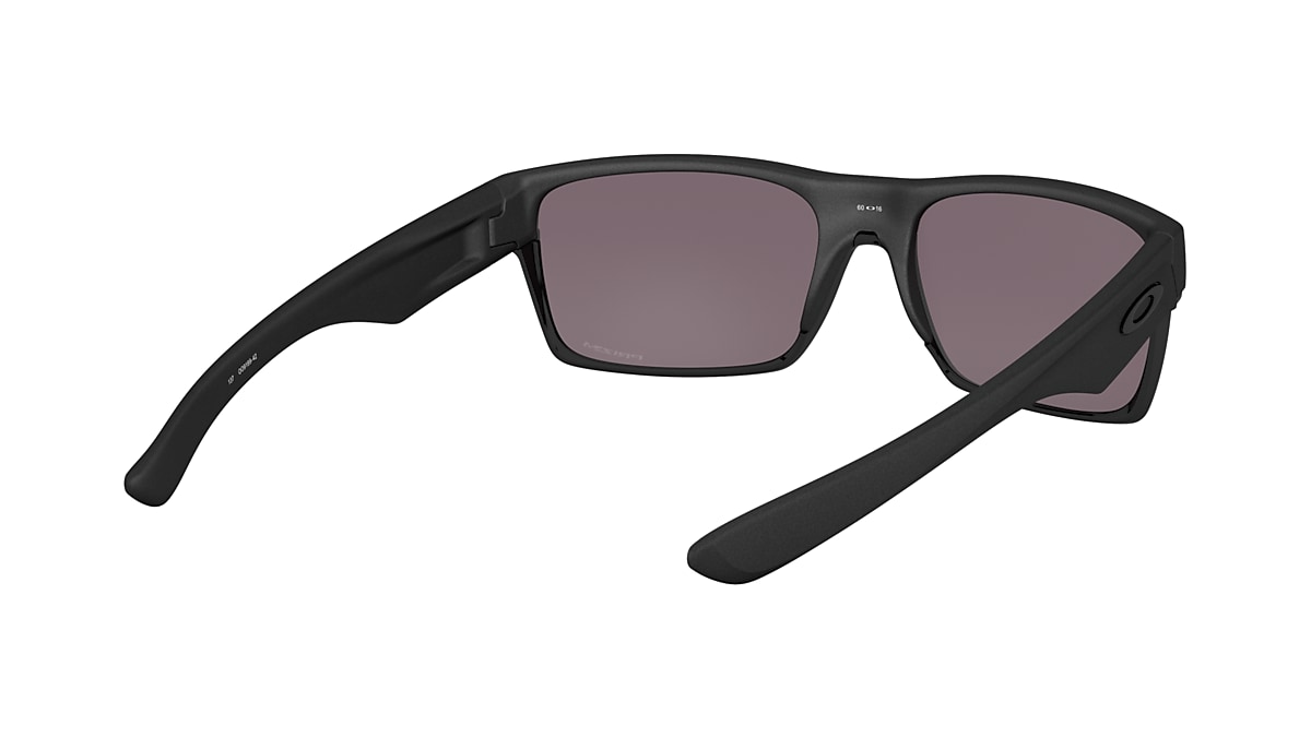 Oakley 0OO9189 Sunglasses in Silver/gunmetal/grey | Target Optical