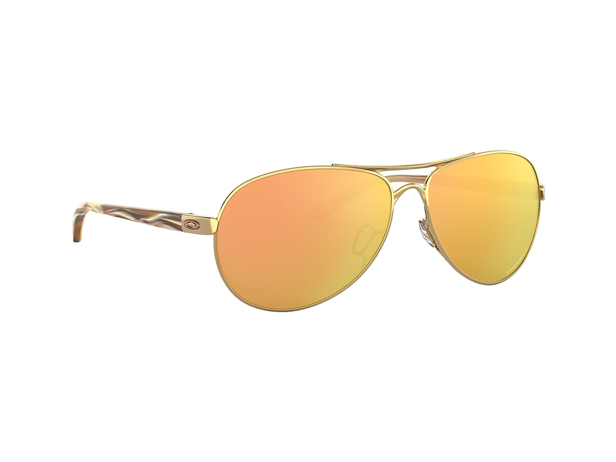 Oakley 0OO4079 Sunglasses in Gold | Target Optical