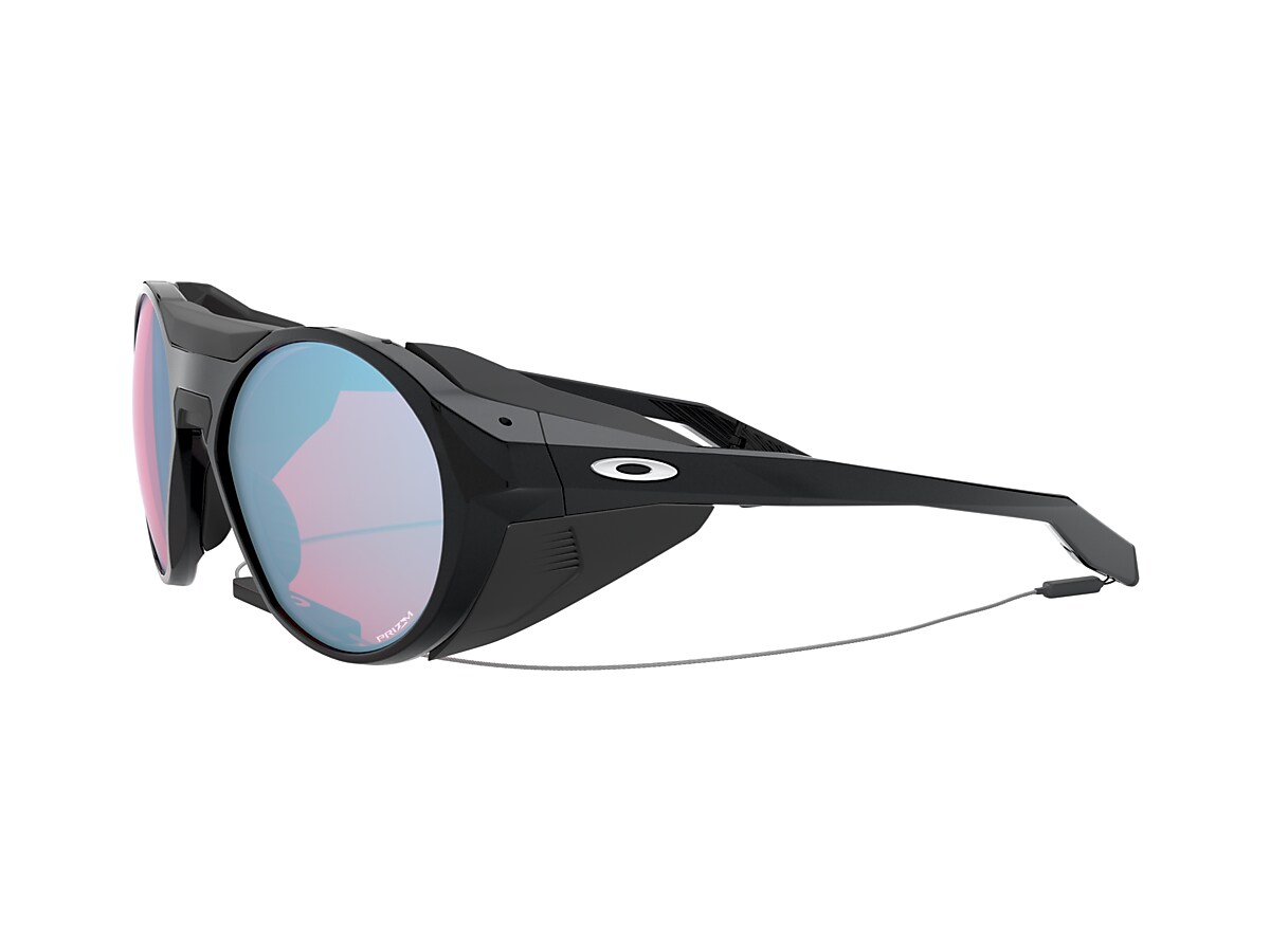 Oakley 0OO9440 Sunglasses in Black | Target Optical